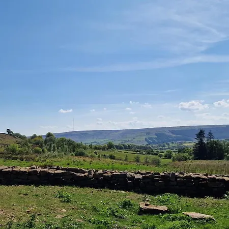 مكان تخييم Wainstones Shepherd's Hut *