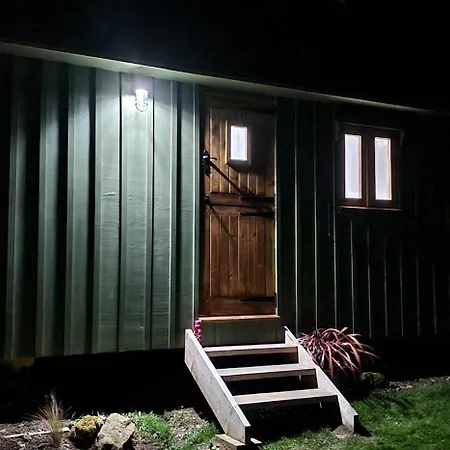 Campsite Wainstones Shepherd's Hut *