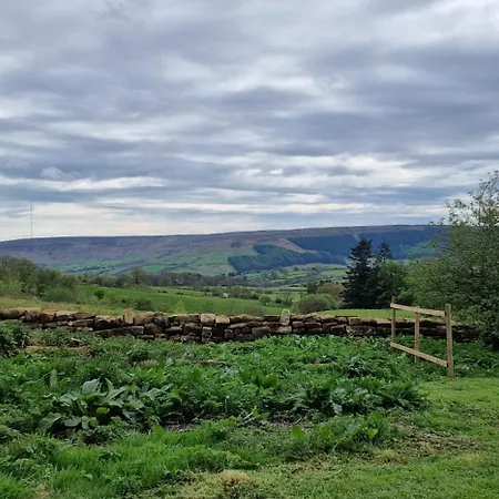 Wainstones Shepherd's Hut * Chop Gate