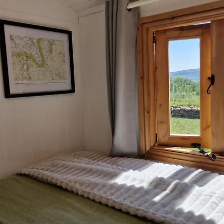 Wainstones Shepherd's Hut Camping Chop Gate