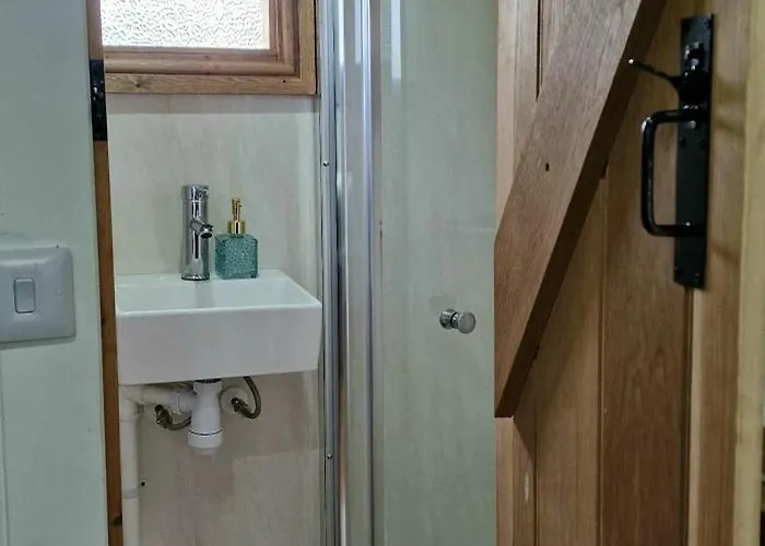 Campsite Wainstones Shepherd's Hut