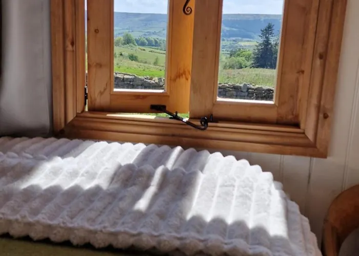 Wainstones Shepherd's Hut *