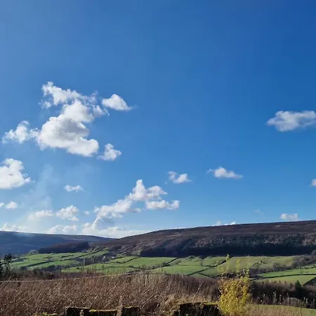 Kemp Wainstones Shepherd's Hut Chop Gate